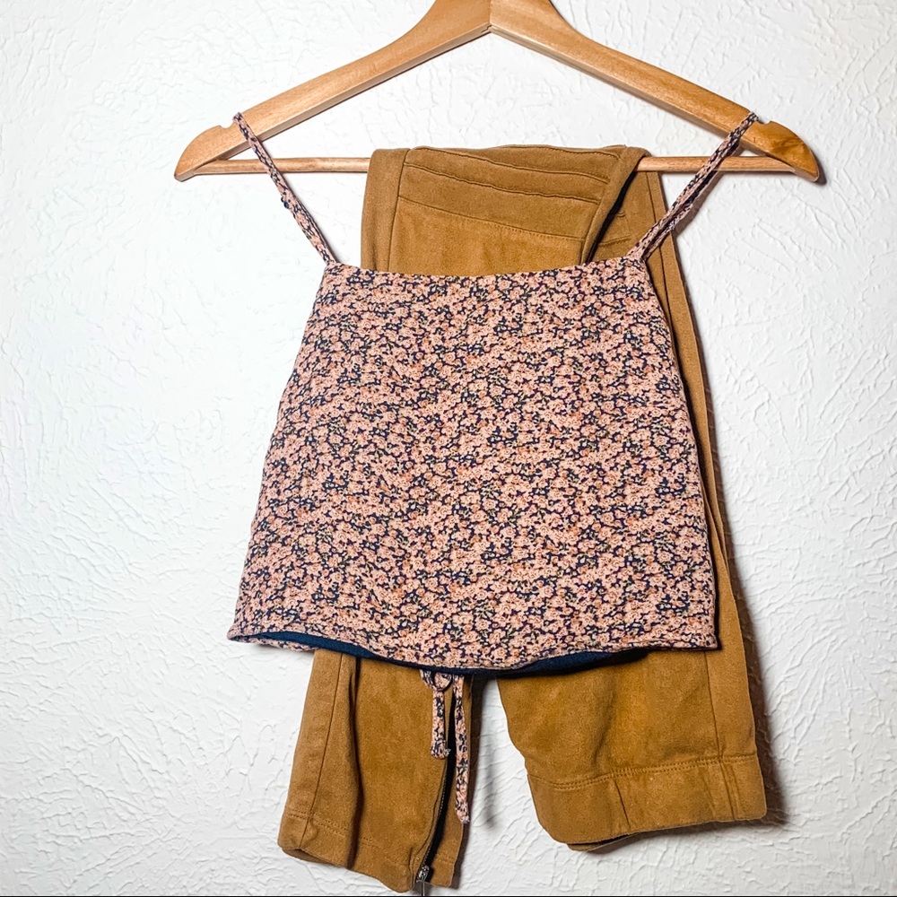Crop and detailed legging OUTFIT
